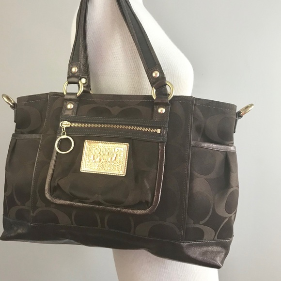 Coach Handbags - Coach Poppy signature brown book zip tote gold